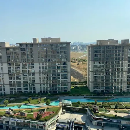 In Basaksehir Medikule Apartment
